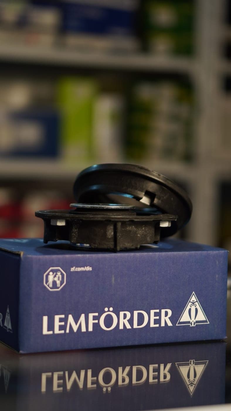 Tasseau / coupelle d'amortisseur avant avec roulement LEMFORDER — photo 7