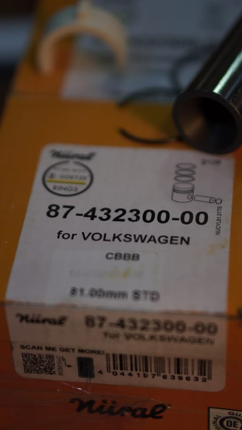 Piston moteur