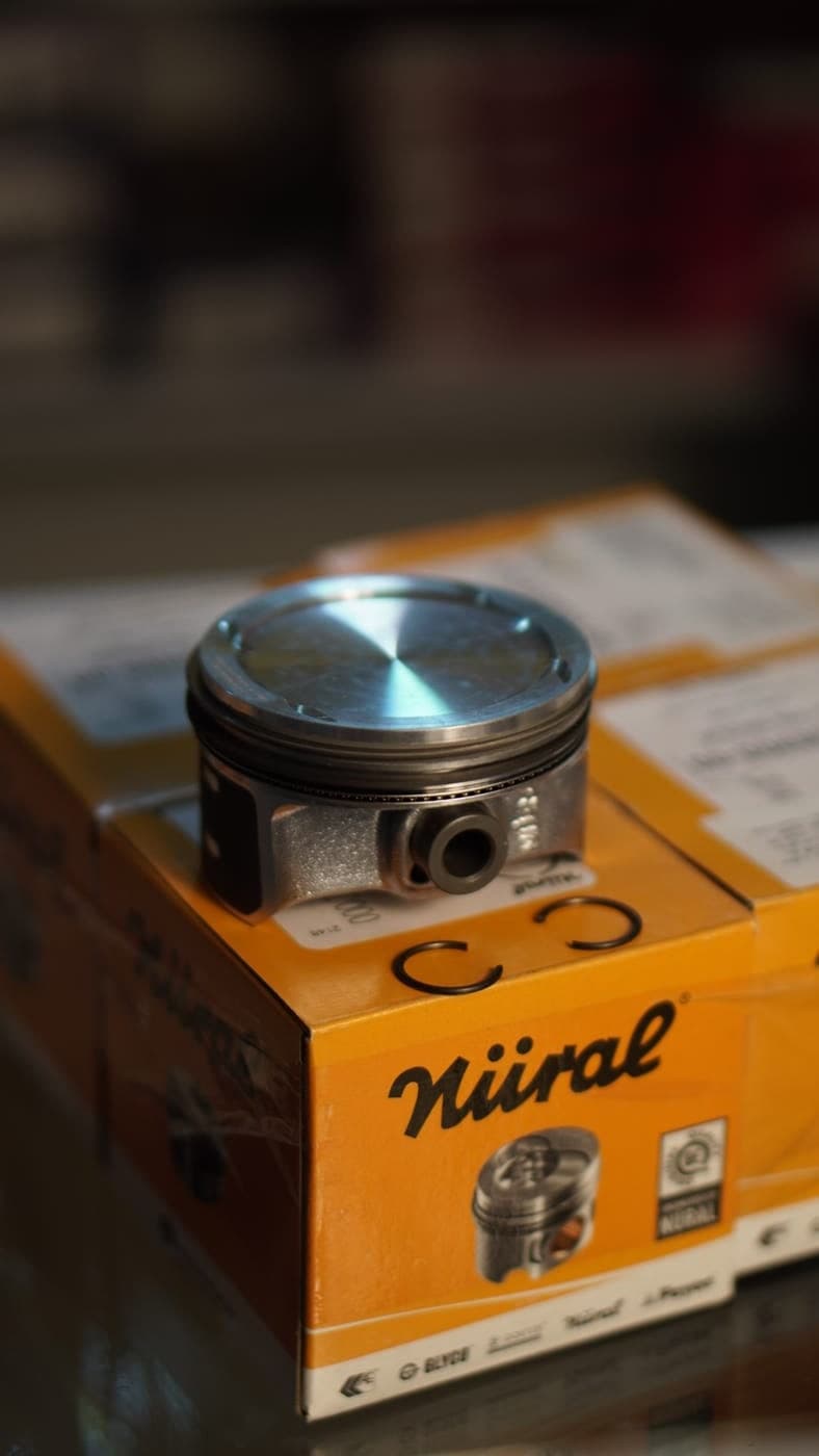 Piston moteur NURAL — photo 6