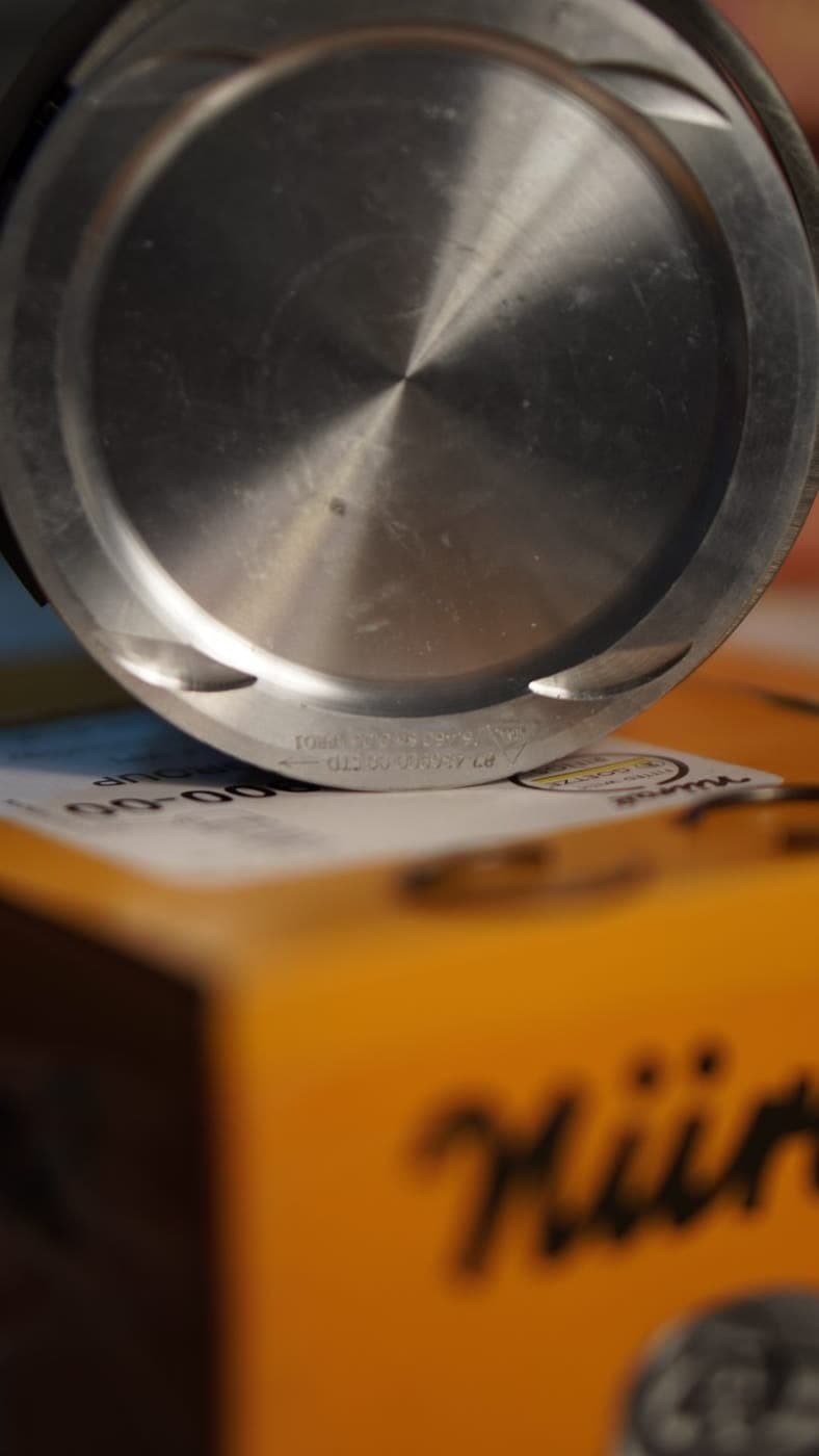 Piston moteur NURAL — photo 11